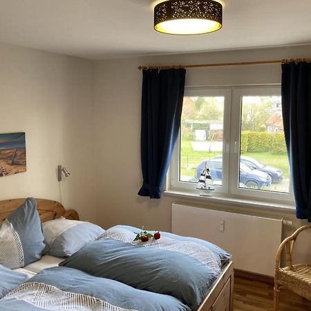 Wohnung 9 Meer-Ruhe Im Haus Stranddistel Komfortable Ferienwohnung Im 1 Og Fuer 4 Personen In Zingst Exterior foto