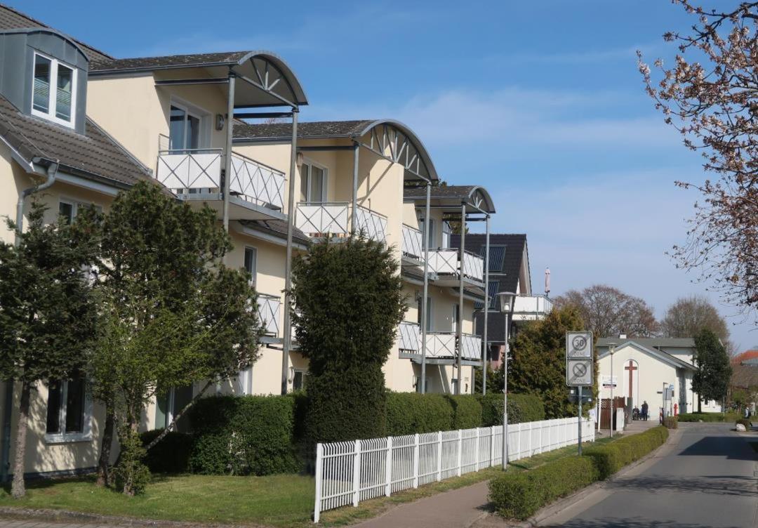 Wohnung 9 Meer-Ruhe Im Haus Stranddistel Komfortable Ferienwohnung Im 1 Og Fuer 4 Personen In Zingst Exterior foto