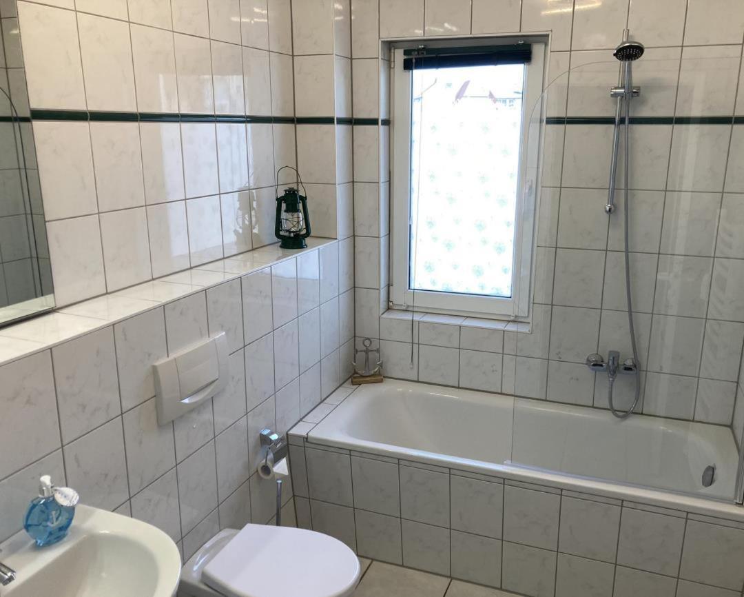 Wohnung 9 Meer-Ruhe Im Haus Stranddistel Komfortable Ferienwohnung Im 1 Og Fuer 4 Personen In Zingst Exterior foto