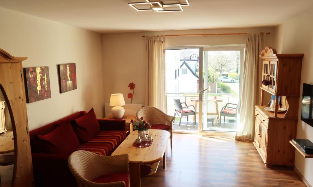 Wohnung 9 Meer-Ruhe Im Haus Stranddistel Komfortable Ferienwohnung Im 1 Og Fuer 4 Personen In Zingst Exterior foto